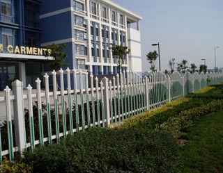 工廠圍墻用的PVC護欄 工廠圍墻用的PVC護欄